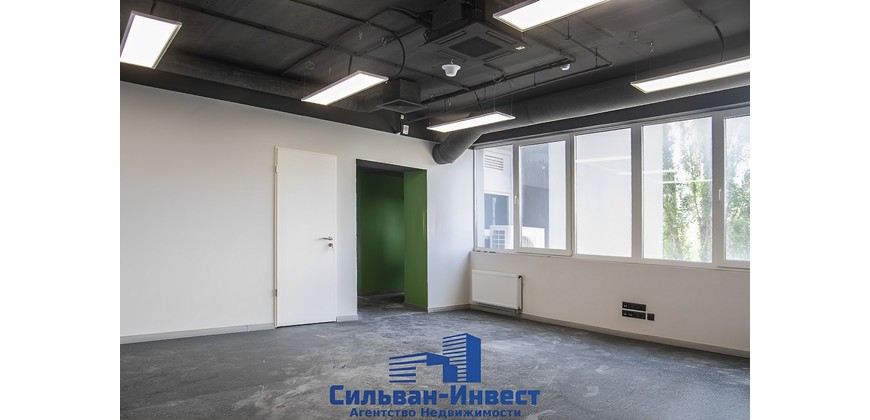 Офис, услуги