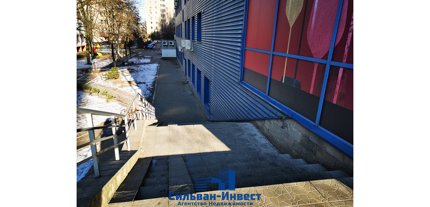 Продажа помещения под сферу услуг