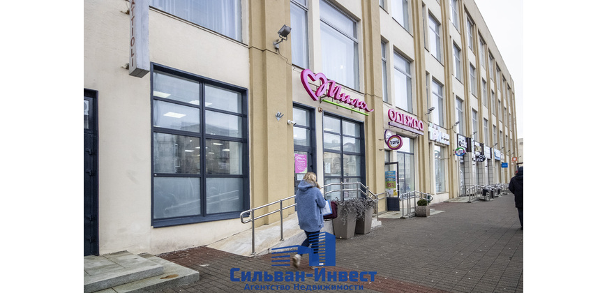 Продажа торгово - административного помещения (готовый арендный бизнес)