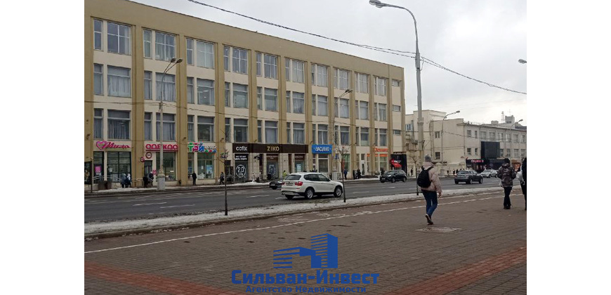 Продажа торгово - административного помещения (готовый арендный бизнес)
