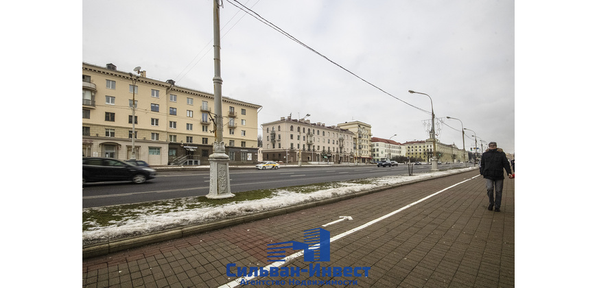 Продажа торгово - административного помещения (готовый арендный бизнес)