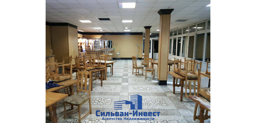 Продажа здания + асфальтированная площадка 