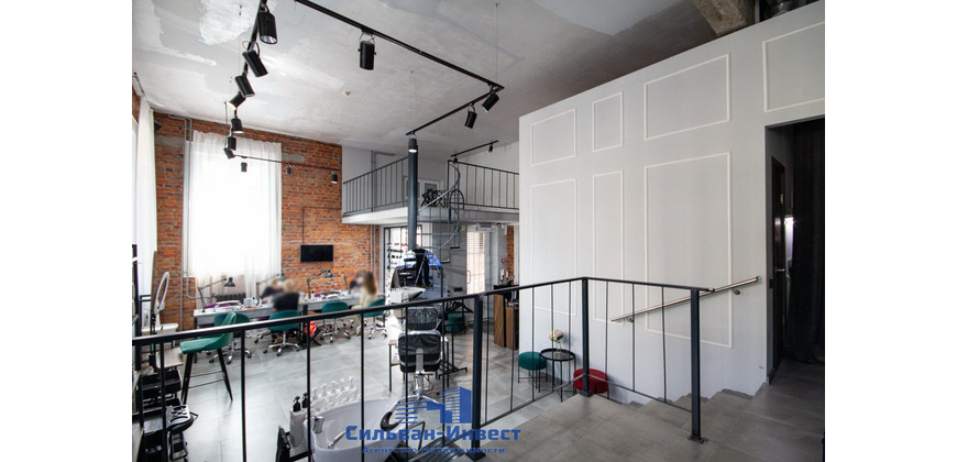 Аренда торгового – административных помещений в самом центре