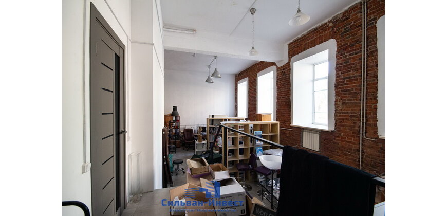 Аренда торгового – административных помещений в самом центре