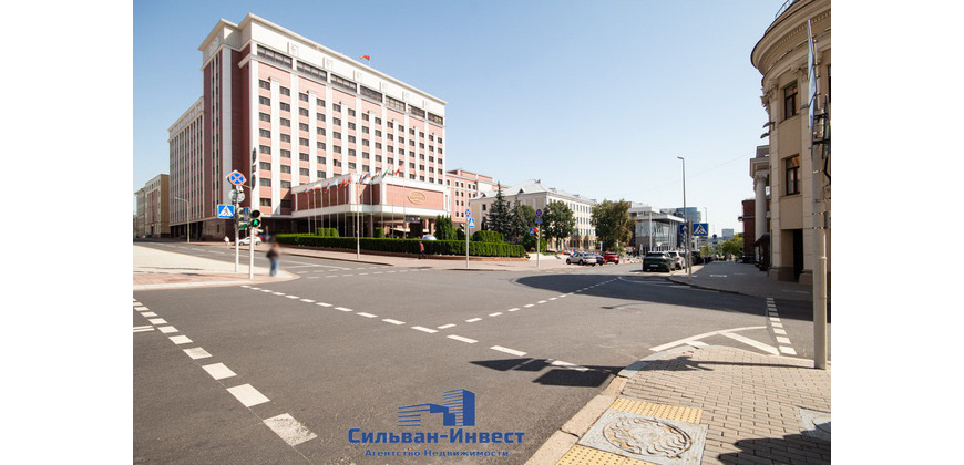 Аренда торгового – административных помещений в самом центре