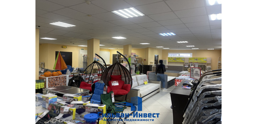 Аренда торгового помещения на втором этаже в ТЦ