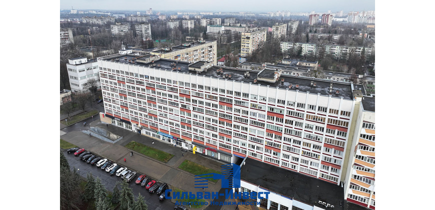 Административно - торговое помещение с отдельным входом