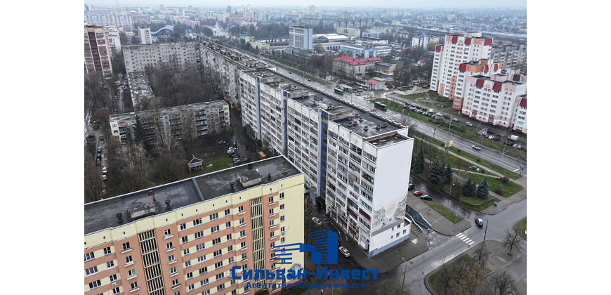 Административно - торговое помещение с отдельным входом