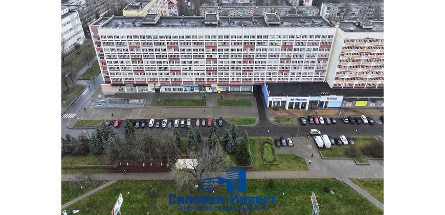 Административно - торговое помещение с отдельным входом