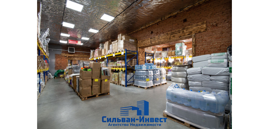 Продажа помещений под торговлю, склад в Червене