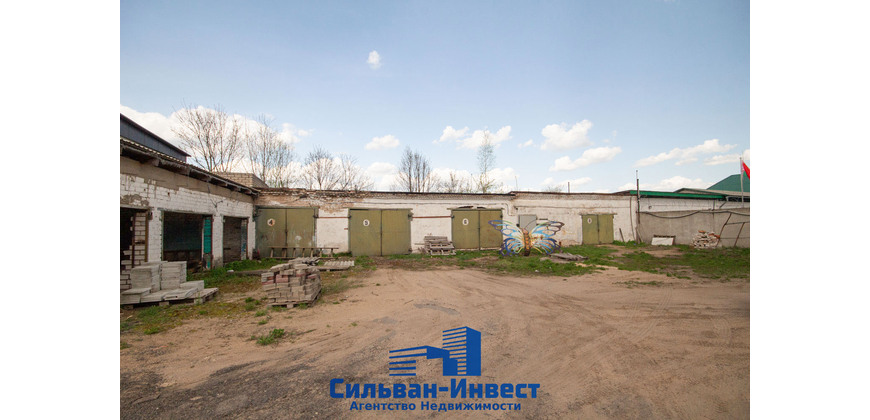 Продажа помещений под торговлю, склад в Червене