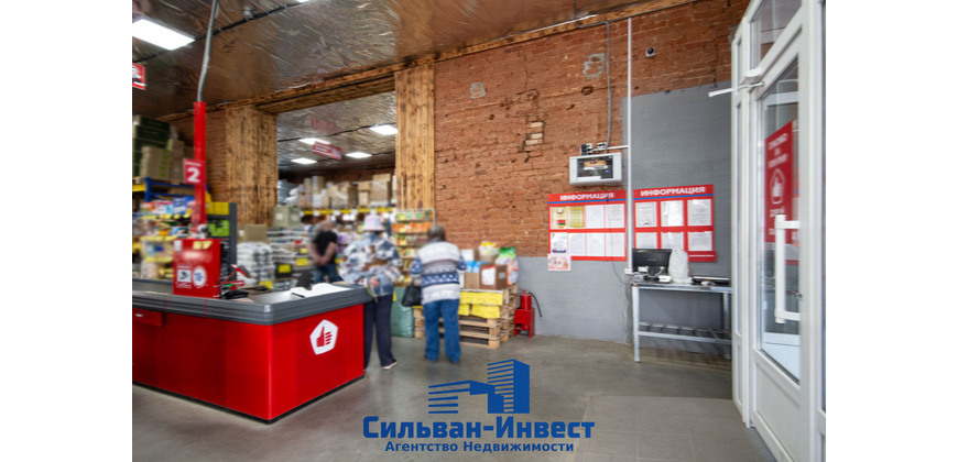 Продажа помещений под торговлю, склад в Червене