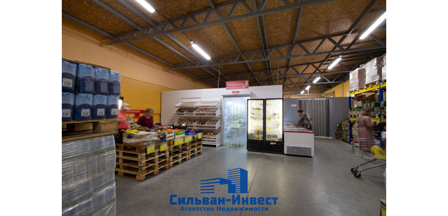 Продажа помещений под торговлю, склад в Червене