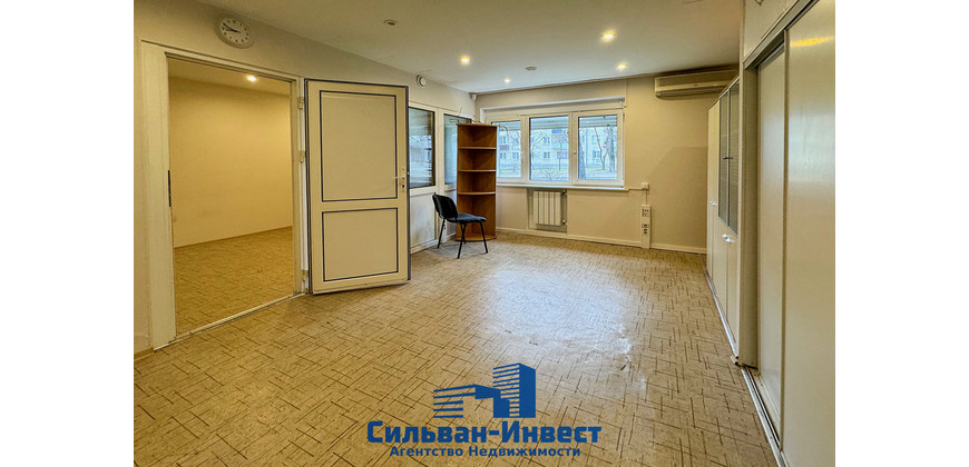 Аренда торгово - административных помещений на 1 этаже