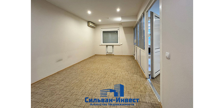 Аренда торгово - административных помещений на 1 этаже