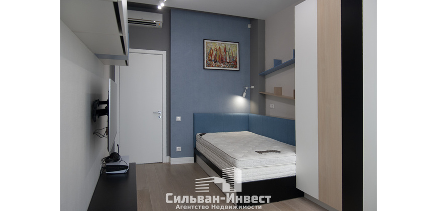 5 комнатная квартира