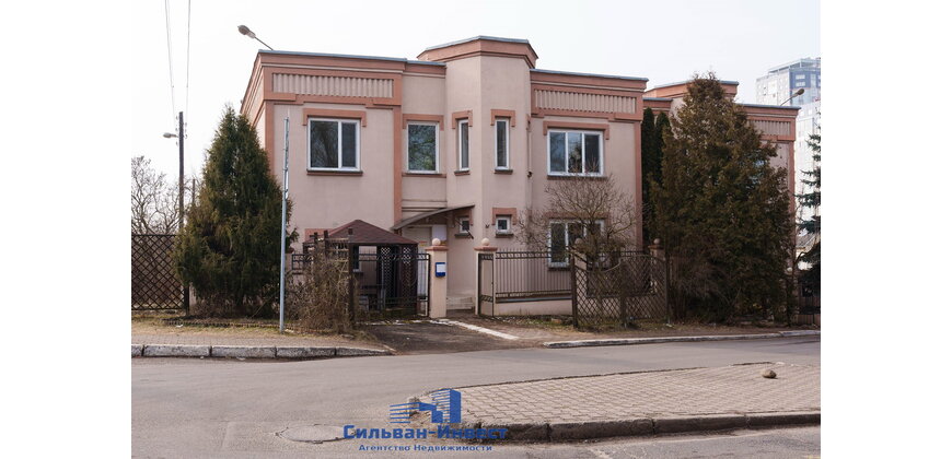  217.90м.кв. (участок 2.50сот.), След (Минск Достоевского 27)